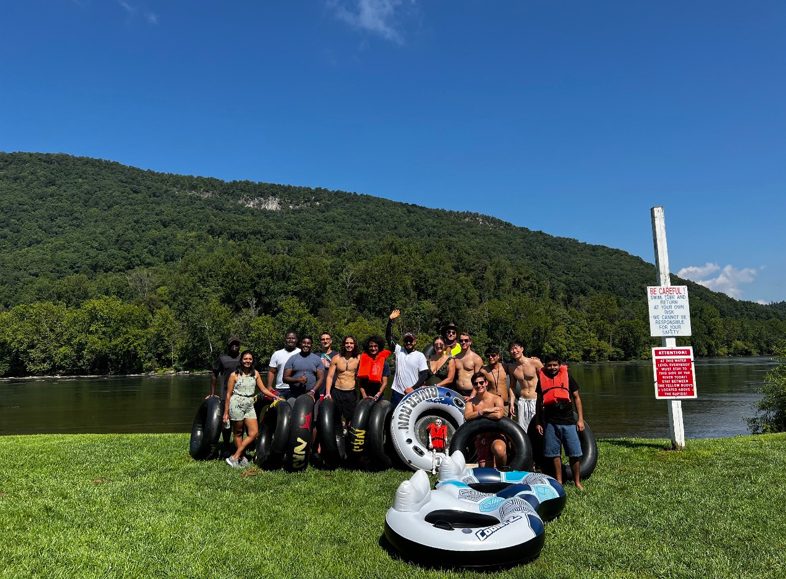 River tubing at New River Junction (08/27/22)